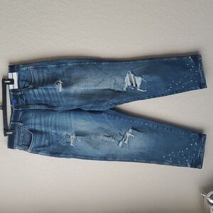4/$30 **NWT Arizona highest rise mom jeans semi relaxed fit with tapered…
